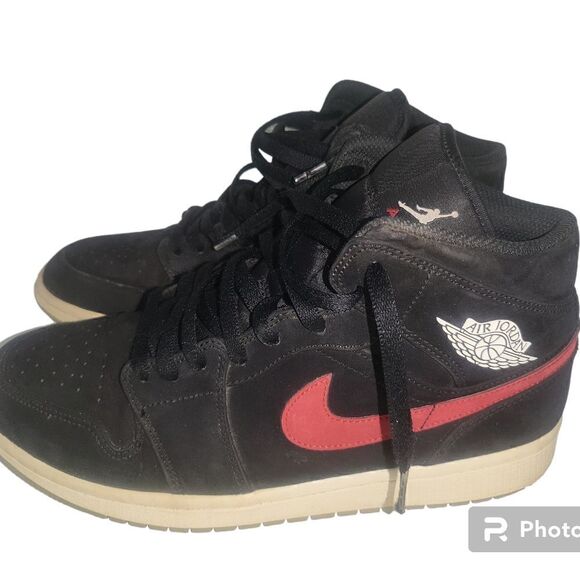 Nike Air Jordan mid multicolor swoosh black in size 10  used in good condition - Picture 2 of 6